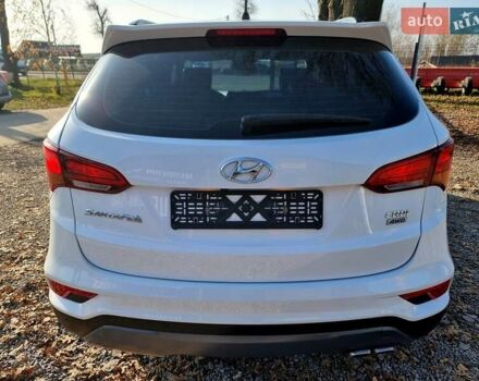 Белый Хендай Санта Фе, объемом двигателя 2.2 л и пробегом 146 тыс. км за 21200 $, фото 19 на Automoto.ua