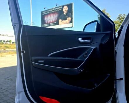 Белый Хендай Санта Фе, объемом двигателя 2.2 л и пробегом 146 тыс. км за 22950 $, фото 81 на Automoto.ua