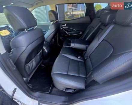 Белый Хендай Санта Фе, объемом двигателя 2.2 л и пробегом 146 тыс. км за 22950 $, фото 71 на Automoto.ua