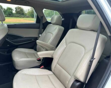 Белый Хендай Санта Фе, объемом двигателя 3.3 л и пробегом 57 тыс. км за 7800 $, фото 13 на Automoto.ua