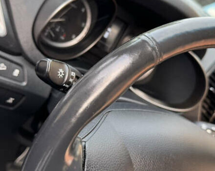 Білий Хендай Санта Фе, об'ємом двигуна 2.2 л та пробігом 141 тис. км за 22500 $, фото 50 на Automoto.ua