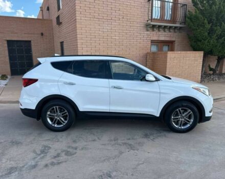 Белый Хендай Санта Фе, объемом двигателя 2.4 л и пробегом 63 тыс. км за 8000 $, фото 4 на Automoto.ua