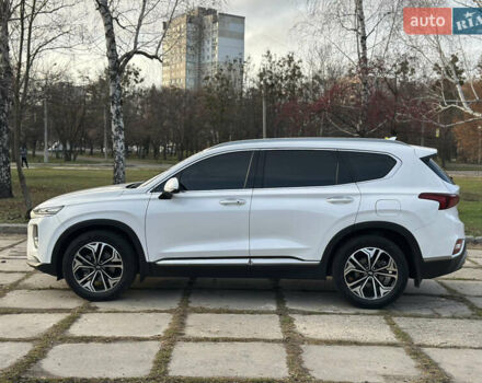 Белый Хендай Санта Фе, объемом двигателя 2.2 л и пробегом 86 тыс. км за 27800 $, фото 1 на Automoto.ua