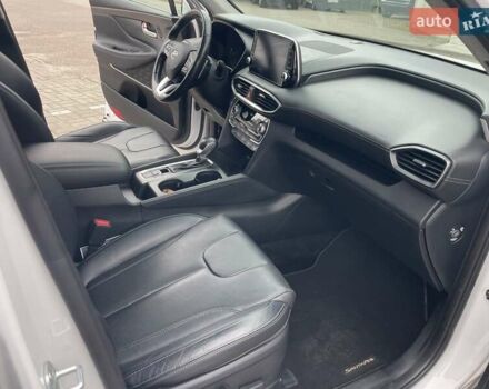 Белый Хендай Санта Фе, объемом двигателя 2.2 л и пробегом 194 тыс. км за 26800 $, фото 32 на Automoto.ua