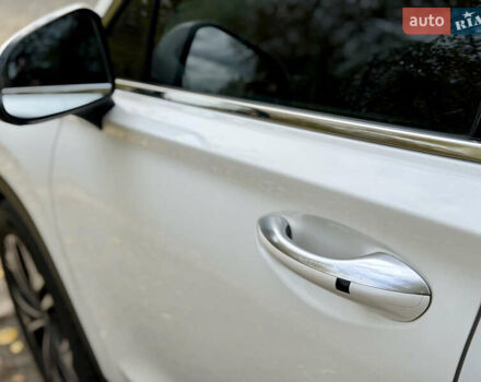 Хендай Санта Фе 2018 в Киеве на Automoto.ua Белый Хендай Санта Фе, объемом двигателя 2.2 л и пробегом 99 тыс. км за 29000 $, фото 13 на Automoto.ua