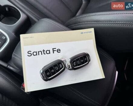 Белый Хендай Санта Фе, объемом двигателя 2 л и пробегом 154 тыс. км за 25000 $, фото 16 на Automoto.ua