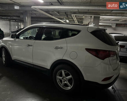 Білий Хендай Санта Фе, об'ємом двигуна 2.36 л та пробігом 92 тис. км за 18500 $, фото 5 на Automoto.ua