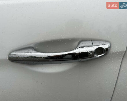 Білий Хендай Санта Фе, об'ємом двигуна 2.36 л та пробігом 98 тис. км за 14800 $, фото 15 на Automoto.ua