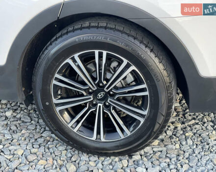 Белый Хендай Санта Фе, объемом двигателя 3.34 л и пробегом 140 тыс. км за 21900 $, фото 21 на Automoto.ua