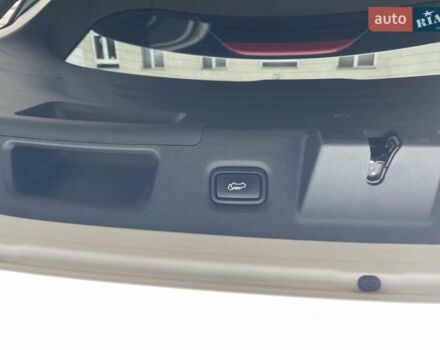 Белый Хендай Санта Фе, объемом двигателя 2.2 л и пробегом 194 тыс. км за 26800 $, фото 27 на Automoto.ua