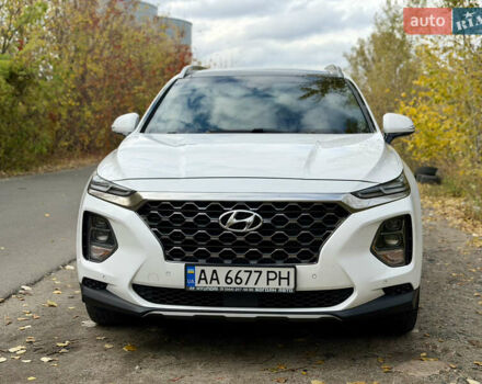 Хендай Санта Фе 2018 в Киеве на Automoto.ua Белый Хендай Санта Фе, объемом двигателя 2.2 л и пробегом 99 тыс. км за 29000 $, фото 1 на Automoto.ua