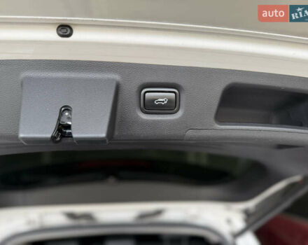 Хендай Санта Фе 2018 в Киеве на Automoto.ua Белый Хендай Санта Фе, объемом двигателя 2.2 л и пробегом 99 тыс. км за 29000 $, фото 22 на Automoto.ua