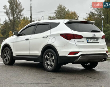 Білий Хендай Санта Фе, об'ємом двигуна 2.36 л та пробігом 98 тис. км за 14800 $, фото 6 на Automoto.ua