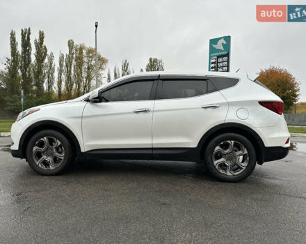 Білий Хендай Санта Фе, об'ємом двигуна 2.36 л та пробігом 98 тис. км за 14800 $, фото 7 на Automoto.ua