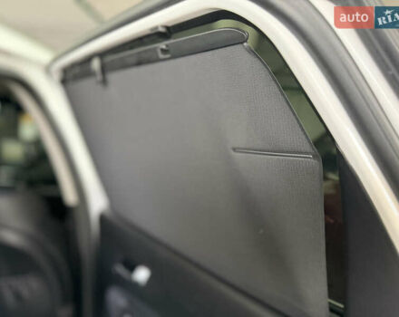 Хендай Санта Фе 2018 в Киеве на Automoto.ua Белый Хендай Санта Фе, объемом двигателя 2.2 л и пробегом 99 тыс. км за 29000 $, фото 24 на Automoto.ua