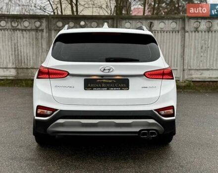 Белый Хендай Санта Фе, объемом двигателя 2.2 л и пробегом 80 тыс. км за 29500 $, фото 13 на Automoto.ua