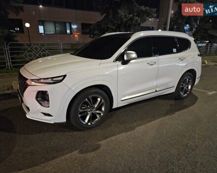 Белый Хендай Санта Фе, объемом двигателя 2.2 л и пробегом 80 тыс. км за 34700 $, фото 1 на Automoto.ua