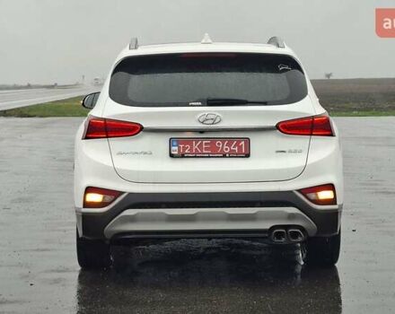 Белый Хендай Санта Фе, объемом двигателя 2.2 л и пробегом 107 тыс. км за 30999 $, фото 2 на Automoto.ua