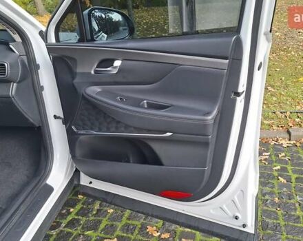 Белый Хендай Санта Фе, объемом двигателя 2.2 л и пробегом 107 тыс. км за 30999 $, фото 22 на Automoto.ua