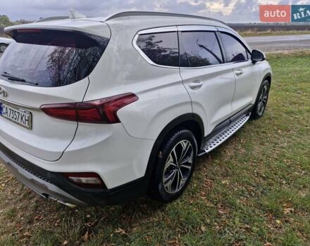 Хендай Санта Фе 2018 в Смеле на Automoto.ua Белый Хендай Санта Фе, объемом двигателя 2 л и пробегом 55 тыс. км за 27000 $, фото 6 на Automoto.ua