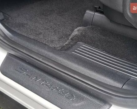 Белый Хендай Санта Фе, объемом двигателя 2.2 л и пробегом 107 тыс. км за 30999 $, фото 15 на Automoto.ua