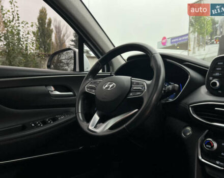 Білий Хендай Санта Фе, об'ємом двигуна 2 л та пробігом 94 тис. км за 22900 $, фото 43 на Automoto.ua