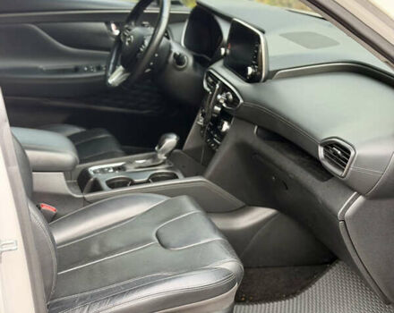 Хендай Санта Фе 2018 в Киеве на Automoto.ua Белый Хендай Санта Фе, объемом двигателя 2.2 л и пробегом 99 тыс. км за 29000 $, фото 9 на Automoto.ua