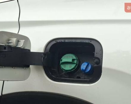 Белый Хендай Санта Фе, объемом двигателя 2.2 л и пробегом 107 тыс. км за 30999 $, фото 54 на Automoto.ua