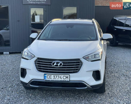 Белый Хендай Санта Фе, объемом двигателя 3.34 л и пробегом 140 тыс. км за 21900 $, фото 1 на Automoto.ua
