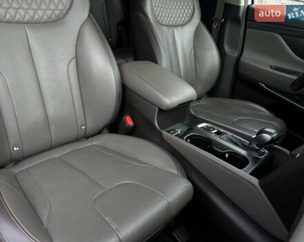 Белый Хендай Санта Фе, объемом двигателя 2.2 л и пробегом 169 тыс. км за 31034 $, фото 46 на Automoto.ua