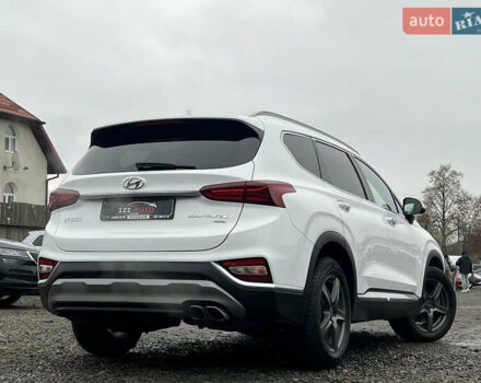 Белый Хендай Санта Фе, объемом двигателя 2.2 л и пробегом 169 тыс. км за 29887 $, фото 7 на Automoto.ua