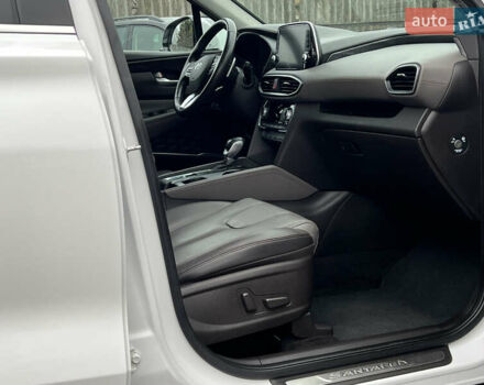 Белый Хендай Санта Фе, объемом двигателя 2.2 л и пробегом 169 тыс. км за 29887 $, фото 52 на Automoto.ua