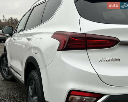 Белый Хендай Санта Фе, объемом двигателя 2.2 л и пробегом 169 тыс. км за 29887 $, фото 11 на Automoto.ua