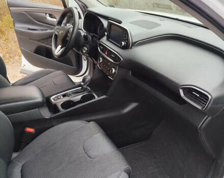 Білий Хендай Санта Фе, об'ємом двигуна 2.4 л та пробігом 136 тис. км за 20500 $, фото 7 на Automoto.ua