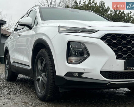 Белый Хендай Санта Фе, объемом двигателя 2.2 л и пробегом 169 тыс. км за 29887 $, фото 9 на Automoto.ua