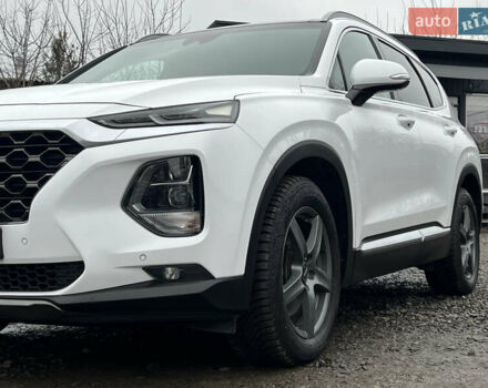 Белый Хендай Санта Фе, объемом двигателя 2.2 л и пробегом 169 тыс. км за 29887 $, фото 10 на Automoto.ua