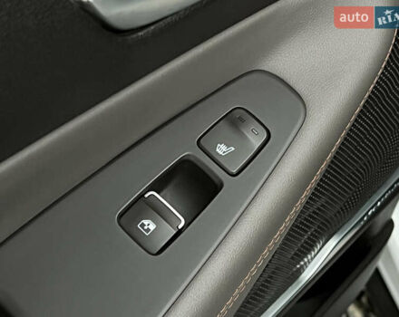 Белый Хендай Санта Фе, объемом двигателя 2.2 л и пробегом 169 тыс. км за 29887 $, фото 37 на Automoto.ua