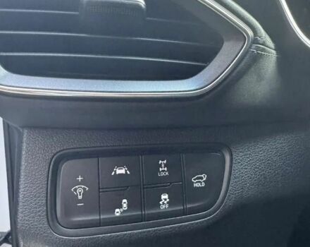 Білий Хендай Санта Фе, об'ємом двигуна 2.4 л та пробігом 100 тис. км за 13800 $, фото 7 на Automoto.ua