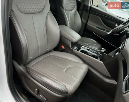 Белый Хендай Санта Фе, объемом двигателя 2.2 л и пробегом 169 тыс. км за 29887 $, фото 54 на Automoto.ua