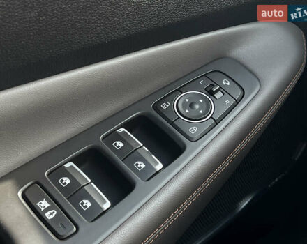 Белый Хендай Санта Фе, объемом двигателя 2.2 л и пробегом 169 тыс. км за 31034 $, фото 65 на Automoto.ua