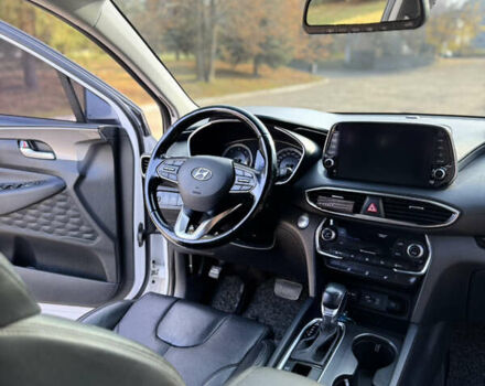 Білий Хендай Санта Фе, об'ємом двигуна 2 л та пробігом 210 тис. км за 23600 $, фото 11 на Automoto.ua