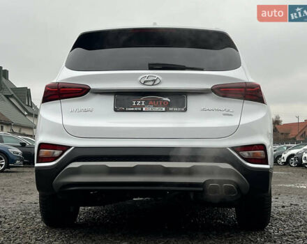 Белый Хендай Санта Фе, объемом двигателя 2.2 л и пробегом 169 тыс. км за 29887 $, фото 6 на Automoto.ua