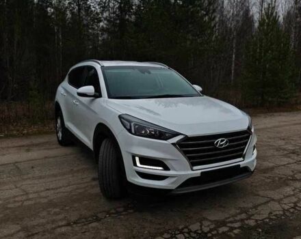 Белый Хендай Санта Фе, объемом двигателя 2 л и пробегом 82 тыс. км за 19900 $, фото 1 на Automoto.ua