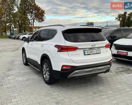 Белый Хендай Санта Фе, объемом двигателя 2 л и пробегом 129 тыс. км за 27400 $, фото 5 на Automoto.ua