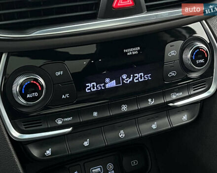 Белый Хендай Санта Фе, объемом двигателя 2.2 л и пробегом 169 тыс. км за 29887 $, фото 64 на Automoto.ua