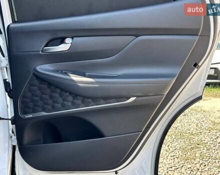 Белый Хендай Санта Фе, объемом двигателя 2.4 л и пробегом 80 тыс. км за 27500 $, фото 38 на Automoto.ua