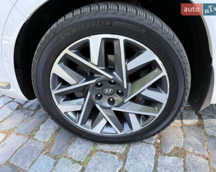 Белый Хендай Санта Фе, объемом двигателя 2.15 л и пробегом 67 тыс. км за 37999 $, фото 104 на Automoto.ua