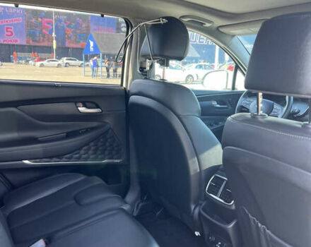 Белый Хендай Санта Фе, объемом двигателя 2 л и пробегом 62 тыс. км за 25000 $, фото 12 на Automoto.ua