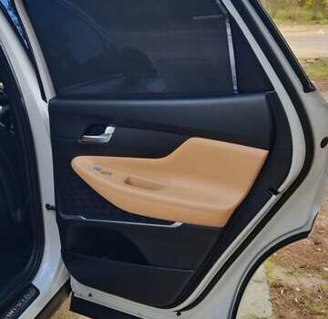 Белый Хендай Санта Фе, объемом двигателя 2.15 л и пробегом 55 тыс. км за 44999 $, фото 23 на Automoto.ua