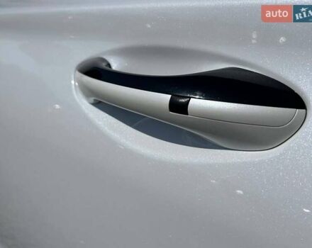 Белый Хендай Санта Фе, объемом двигателя 2.4 л и пробегом 80 тыс. км за 27500 $, фото 11 на Automoto.ua